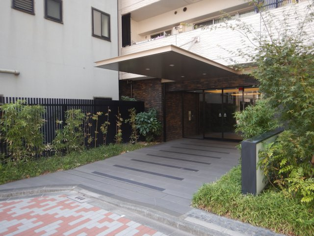 クリオ浅草橋のエントランス