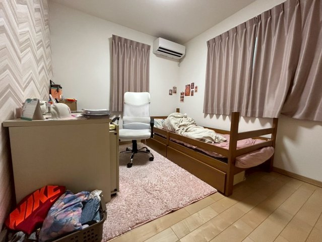 館山市南条　中古戸建の洋室