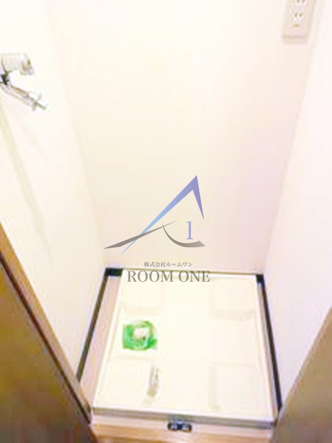 サンテミリオン田園調布南の設備|洗濯機置き場です。