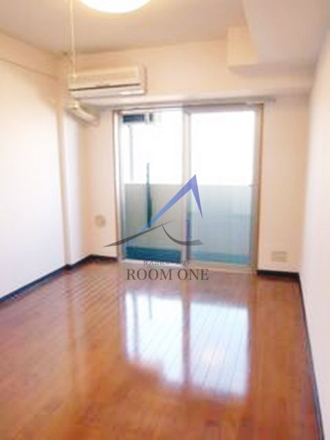 サンテミリオン田園調布南の居間・リビング|洋室のお部屋です。