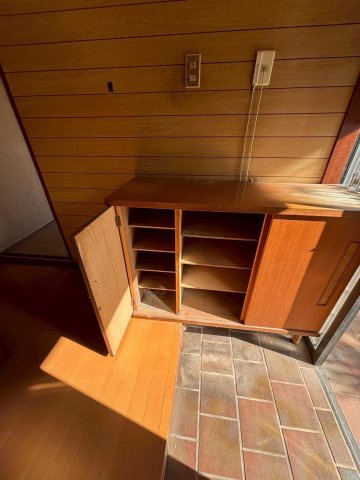 市原市喜多　中古戸建の玄関