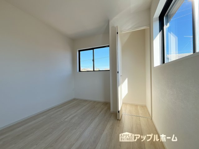 熊谷市別府２丁目　新築戸建　全1棟　の洋室