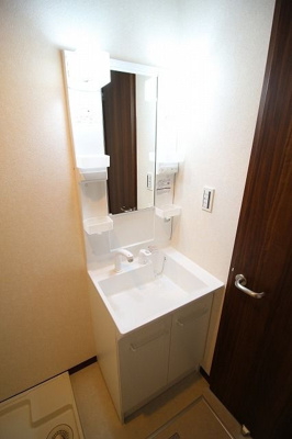 【独立洗面台】 | バローニA棟