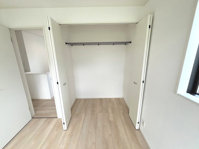 【収納】 | 糟屋郡宇美町宇美東1丁目第2　1号棟（全5棟）【仲介手数料無料・0円】 | 現地写真。