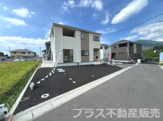 【外観】 | 完成しました。物件内部もご見学頂けます。プラス不動産販売にお任せ下さい。