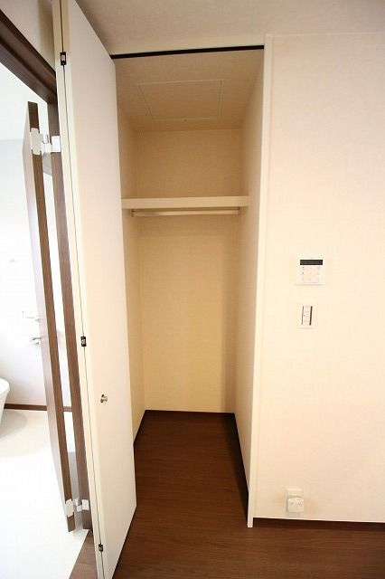 バローニB棟の収納