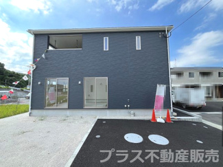 【外観】 | 現地写真。プラス不動産販売なら、現場の全ての棟をまとめてご見学頂けます。