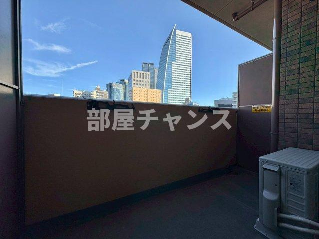 プレサンス名古屋STATIONビジュのバルコニー