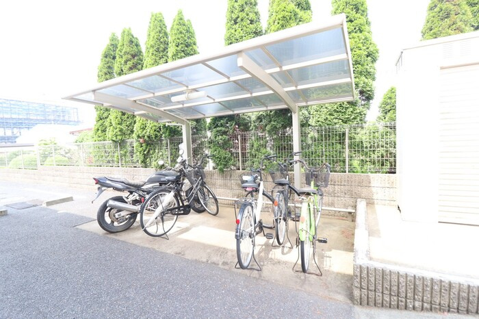 フローラコートのその他共用部分|駐輪場