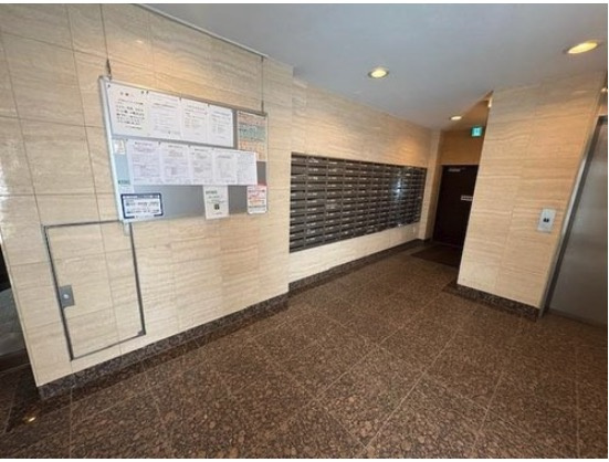 【エントランス】 | ★仲介手数料無料★ドミール五番町1号棟（10月下旬新規リノベーション完了予定）