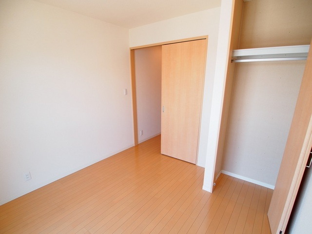 シャーメゾン秋山Ｂの収納