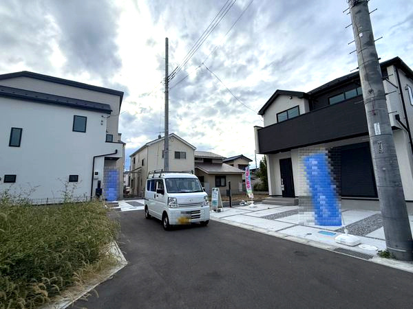 平塚市長持新築戸建て　17期3号棟の前面道路含む現地写真|前面道路含む現地写真です