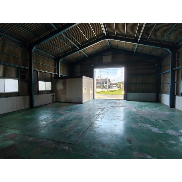 六条北倉庫の内装|倉庫