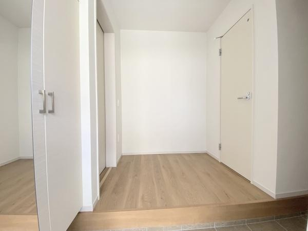 【玄関】 | 明石市東野町1期1号棟　新築戸建