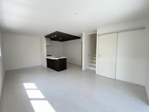 【居間・リビング】 | 明石市東野町1期2号棟　新築戸建