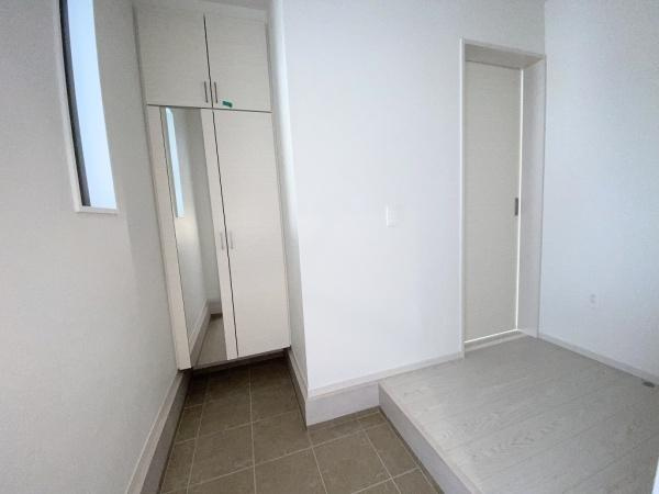 【玄関】 | 明石市東野町1期2号棟　新築戸建