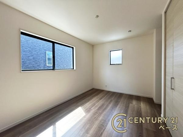 リーブルガーデン石原田町 ／新築一戸建の洋室|■現地撮影写真■明るい雰囲気の洋室です！