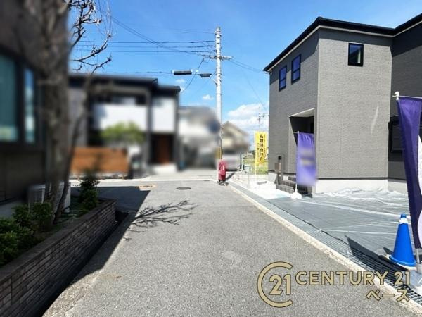 リーブルガーデン石原田町 ／新築一戸建の前面道路含む現地写真|■現地撮影写真■前面道路約４.５ｍ以上で車の出し入れも楽々！