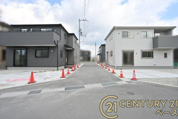 リーブルガーデン粟殿 ４号棟 ／新築一戸建の前面道路含む現地写真|■現地撮影写真■お気軽にお問い合わせくださいませ！