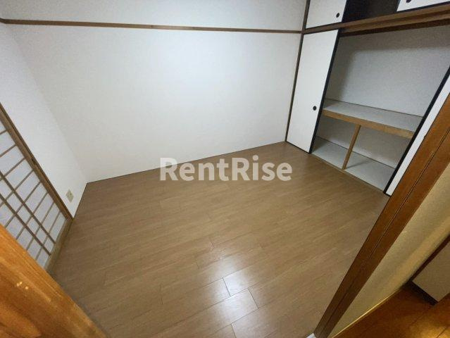 第一マンションの居間・リビング