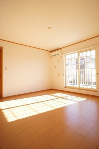 メゾンド卑弥呼の居間・リビング