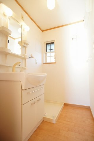 メゾンド卑弥呼の洗面所