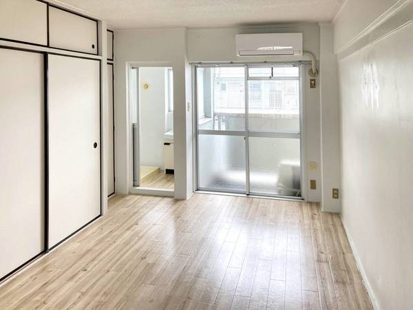 ビレッジハウス勝田2号棟の居間・リビング|ビレッジハウスの同一物件・同一タイプの間取りの写真です