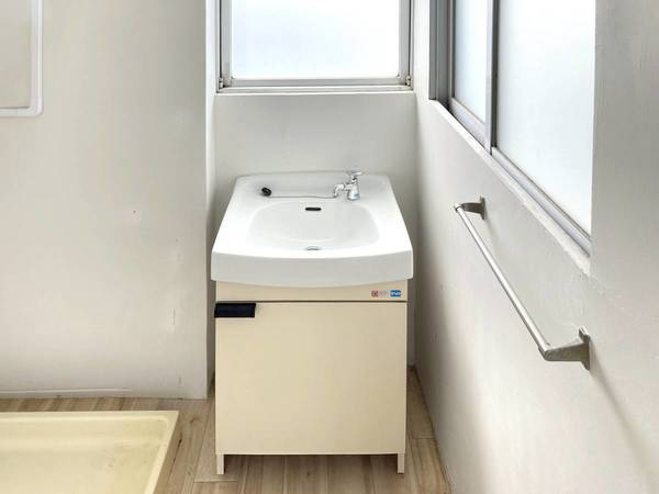 ビレッジハウス勝田2号棟の洗面所|ビレッジハウスの同一物件・同一タイプの間取りの写真です