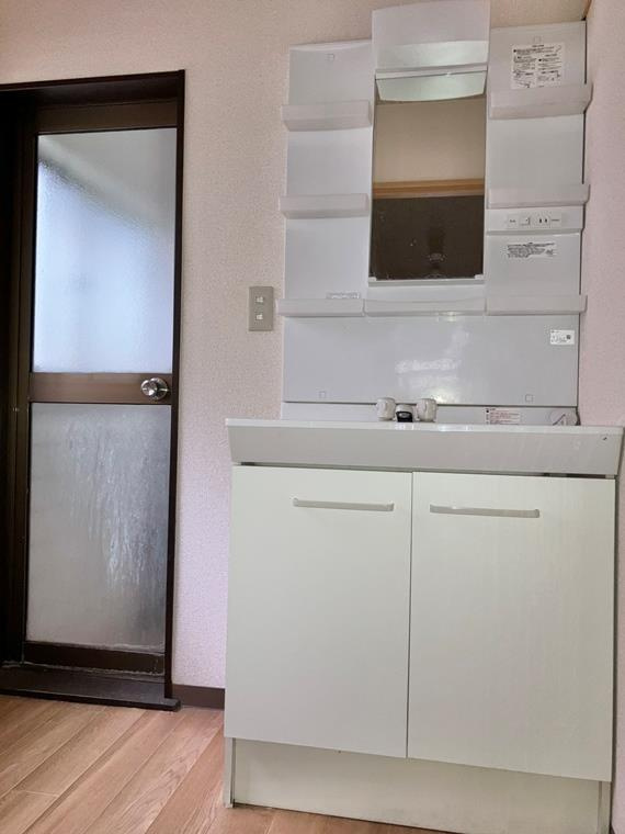 高津戸建の洗面所|洗面所です