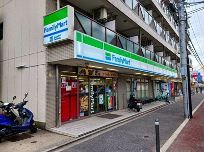 【周辺】 | ＦｏｒｚａＤＫⅢ | ファミリーマート 深草龍大前店まで450m
