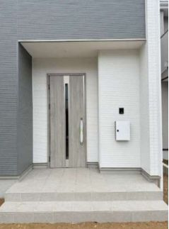 仲介手数料無料　KIP所沢市小手指南1期・新築全２棟の玄関