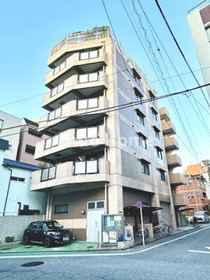 【外観】 | コスモガーデン日暮里 | 1996年5月築。ペットの飼育可能マンションです。