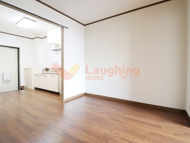 アドバンス弐番館の居間・リビング|ゆったりとしたリビングです