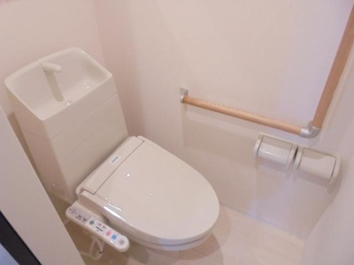 【トイレ】 | ブルーセレスト | シャワー付トイレ