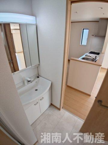 茅ヶ崎市松林２丁目　新築戸建の独立洗面台|独立洗面台です