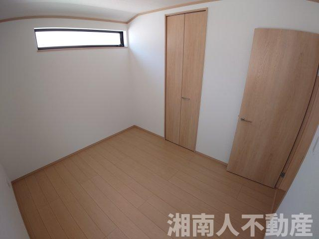 茅ヶ崎市松林２丁目　新築戸建の洋室|落ち着いた色調の洋室です