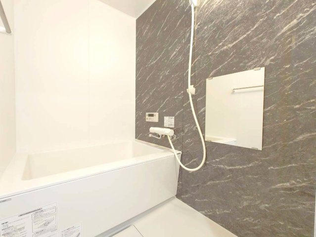 ◆２０２５年５月リフォーム完了のため美室◆陽当り良好の南面バルコニー◆ライオンズマンション宇治の浴室|浴室