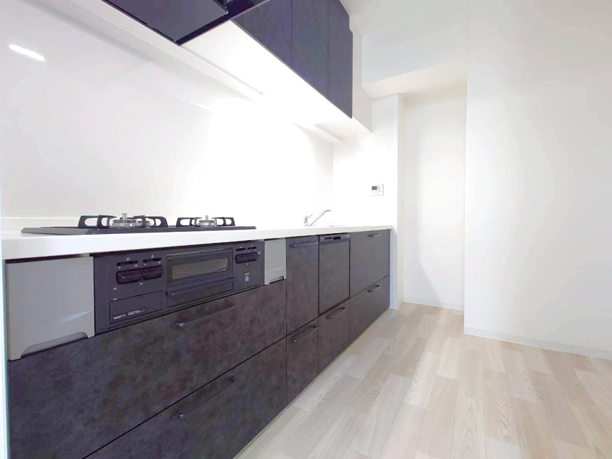 ◆２０２５年５月リフォーム完了のため美室◆陽当り良好の南面バルコニー◆ライオンズマンション宇治のキッチン|キッチン