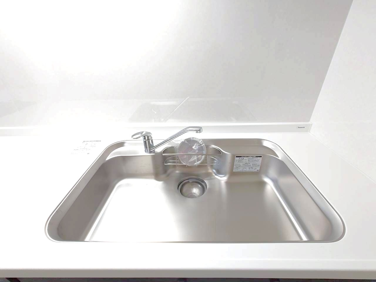 ◆２０２５年５月リフォーム完了のため美室◆陽当り良好の南面バルコニー◆ライオンズマンション宇治のキッチン|シンク