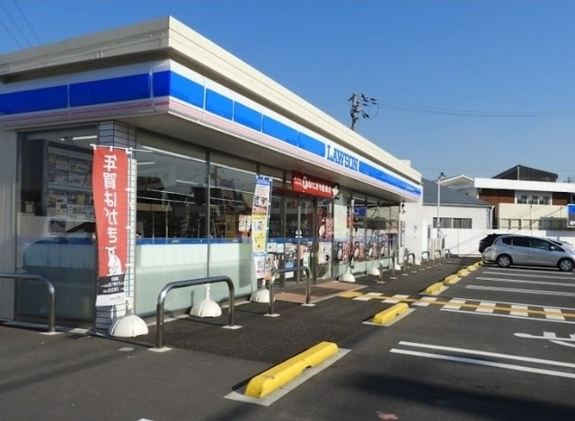 パインハースト　Ｅの周辺|ローソン高砂米田まで800m