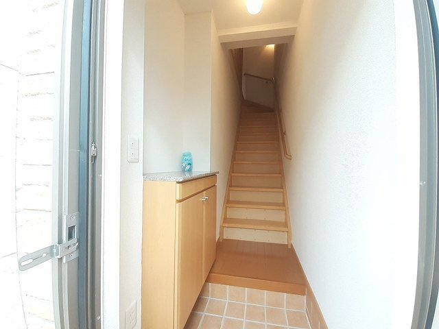 パインハースト　Ｅの玄関