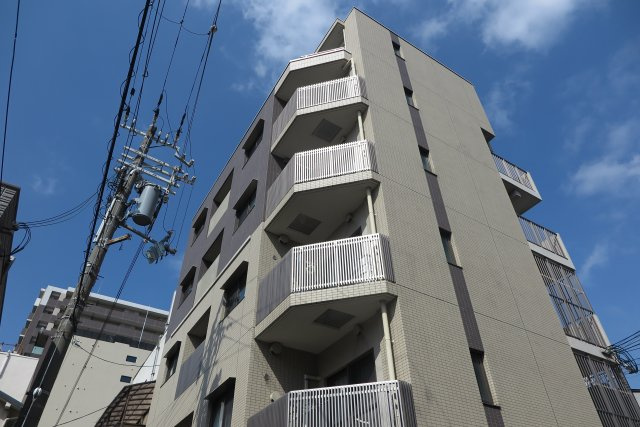 Peace Sakaiの外観