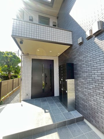 FIOREのエントランス