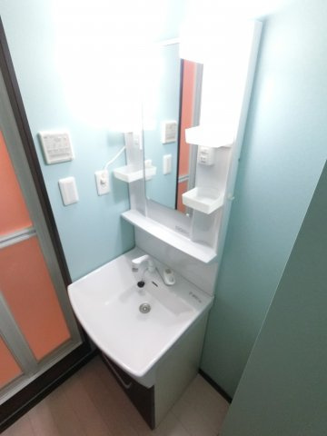 【独立洗面台】