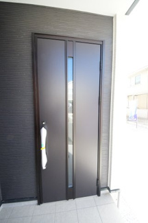 【玄関】 | 【仲介手数料無料！！】日野市三沢5丁目　新築戸建て（全2棟）1号棟　5299万円