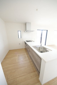 【キッチン】 | 【仲介手数料無料！！】日野市三沢5丁目　新築戸建て（全2棟）1号棟　5299万円