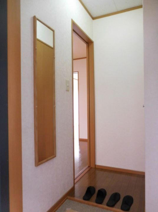 メゾン・エトワールの玄関|別室参考写真です。