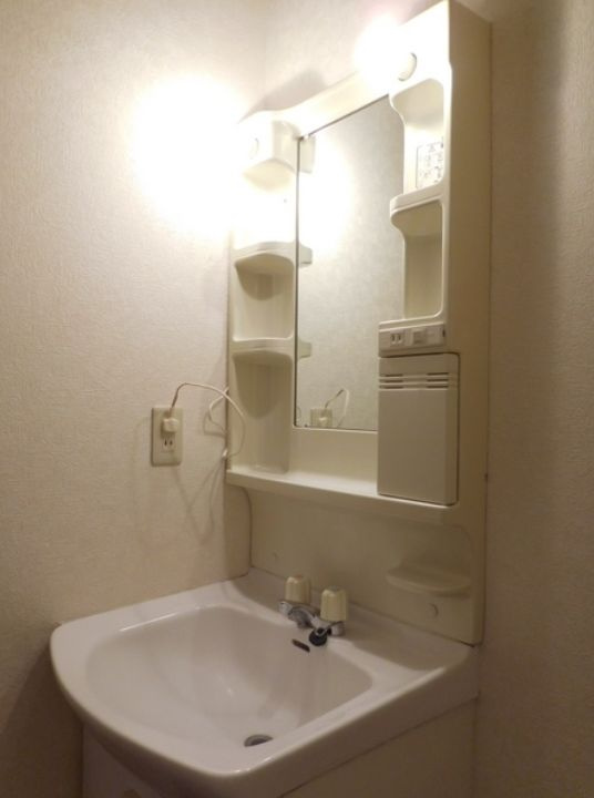 メゾン・エトワールの独立洗面台|別室参考写真です。