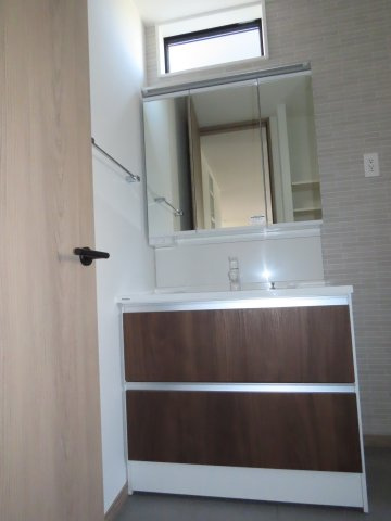 川越市笠幡未入居戸建の独立洗面台
