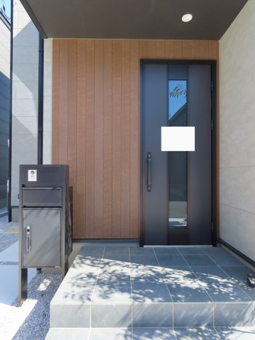 川越市笠幡未入居戸建の玄関
